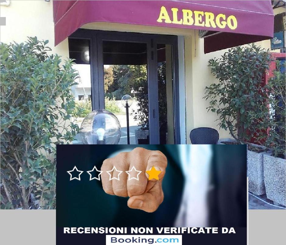 Residence Checkin A Richiesta بارما المظهر الخارجي الصورة