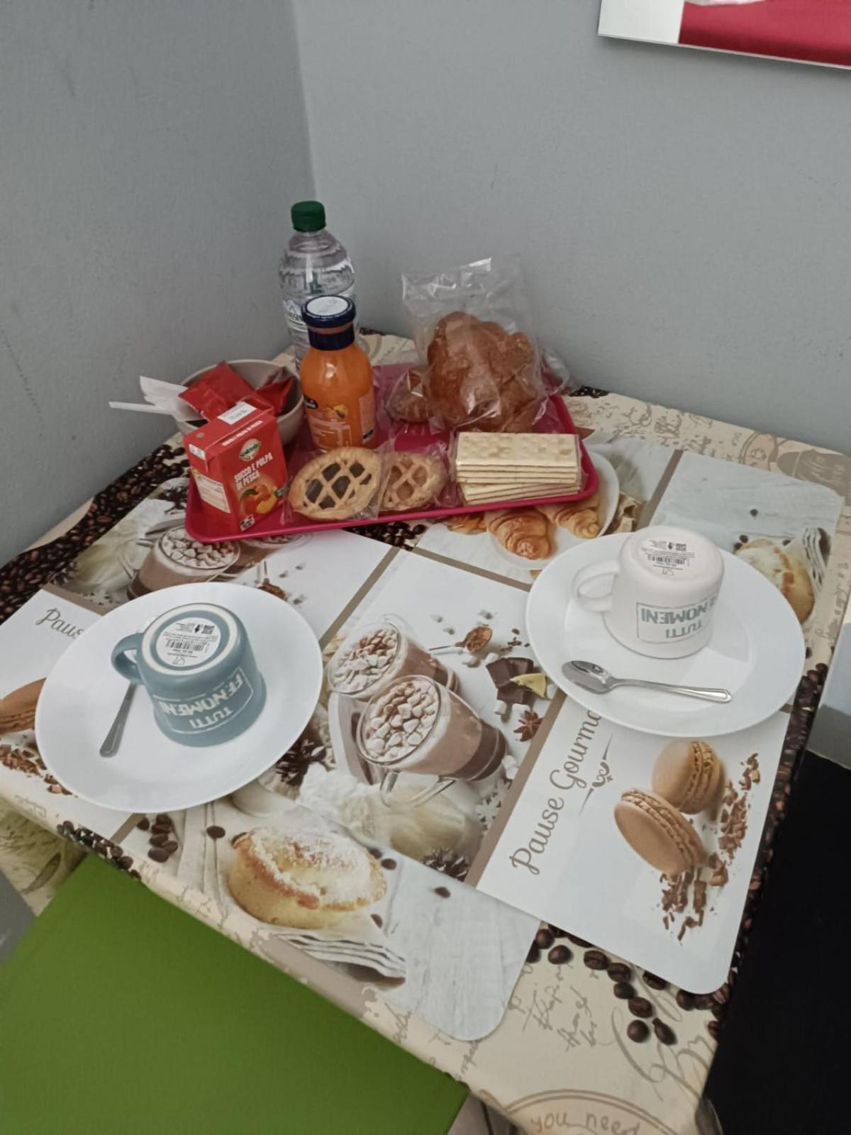 Residence Checkin A Richiesta بارما المظهر الخارجي الصورة